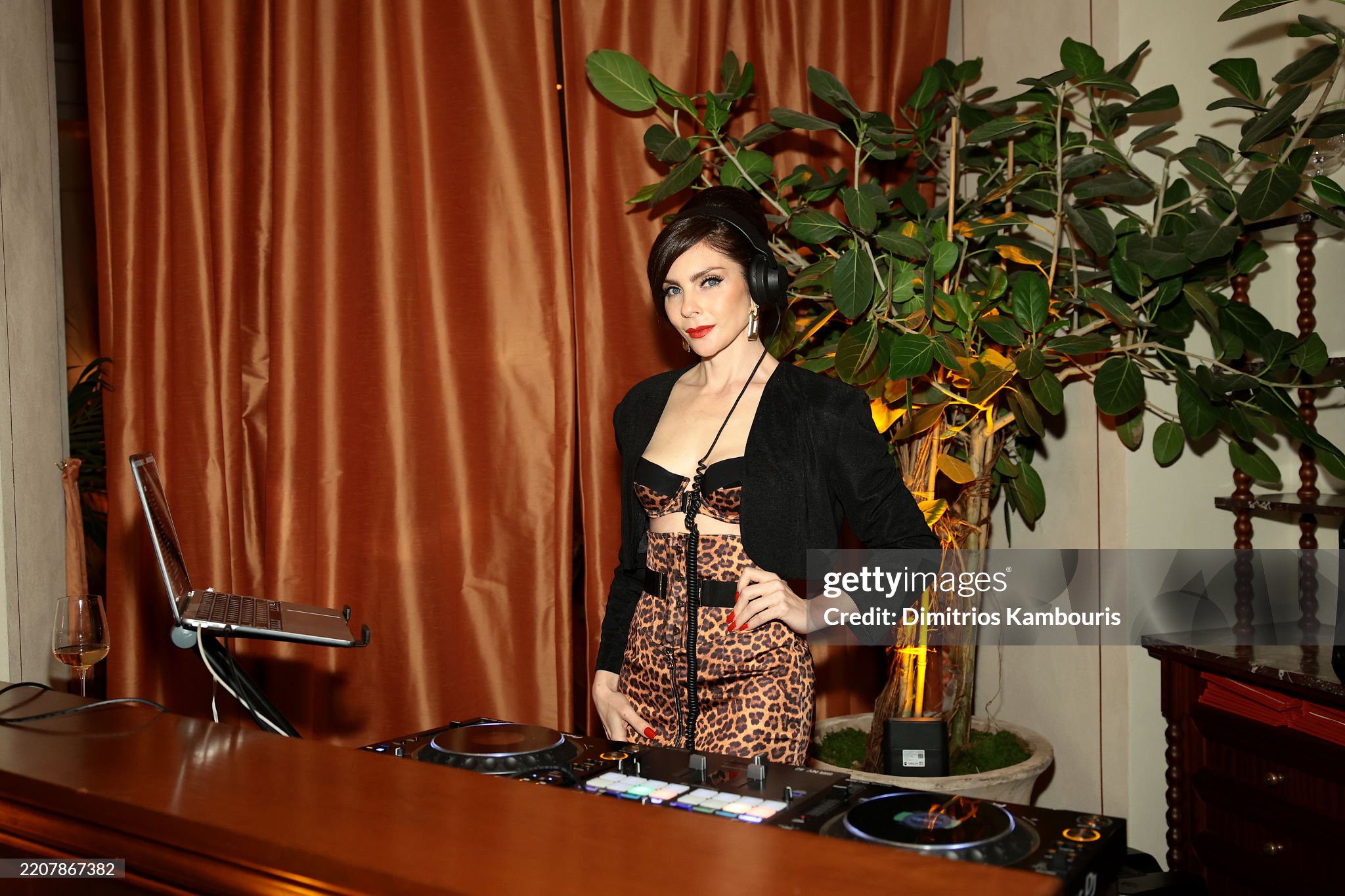 Daisy O’Dell DJ shot 3