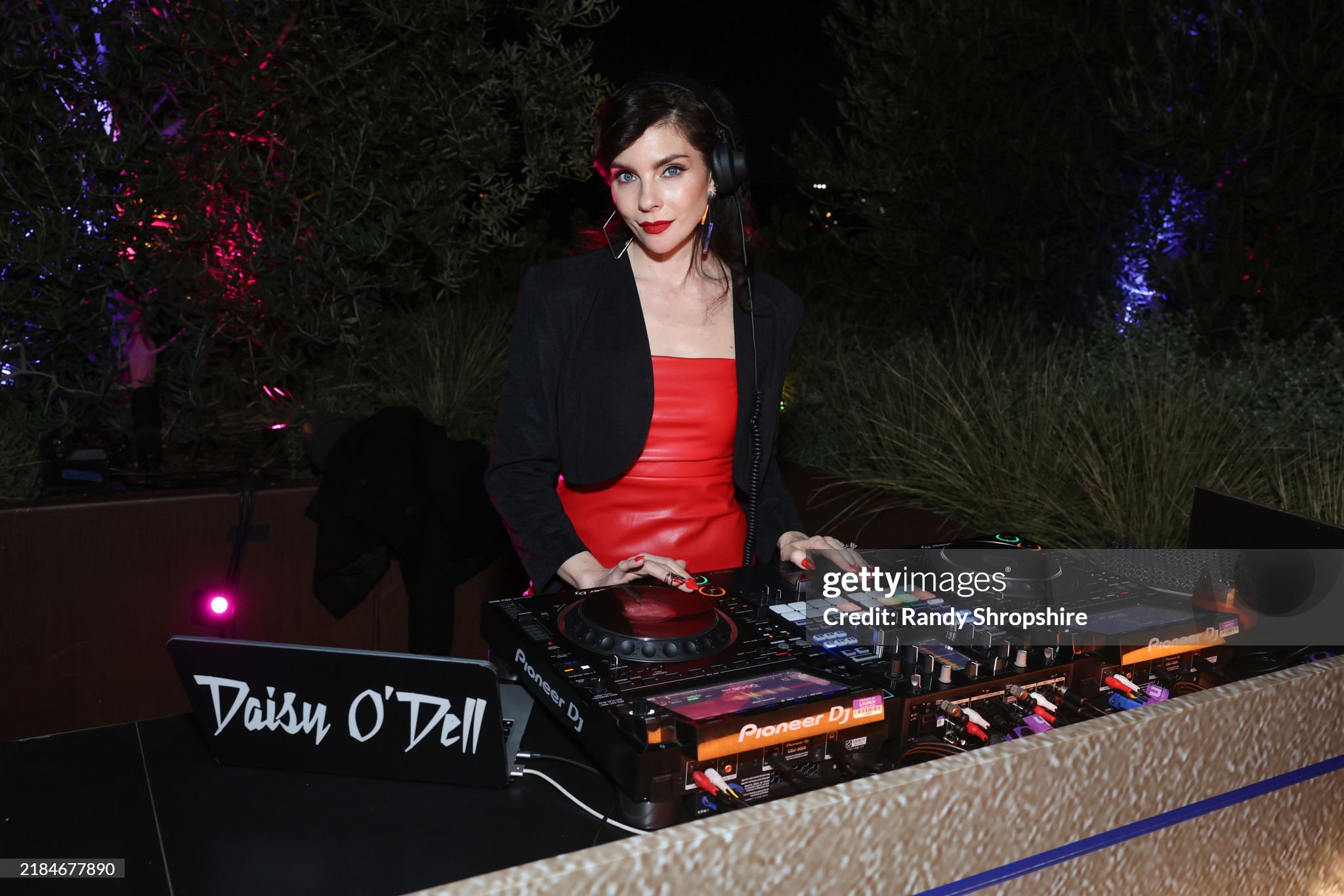 Daisy O’Dell DJ shot 1